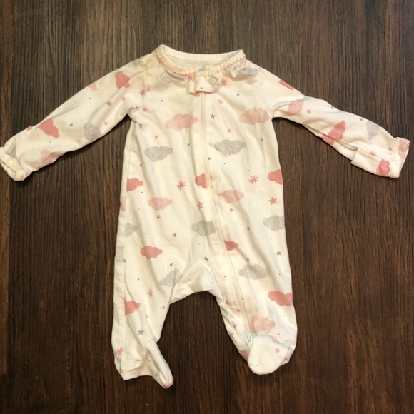 Just One You by Carter’s Baby Girl size Newborn Pink Cloud Footed Onesie Sleep - Picture 2 of 4